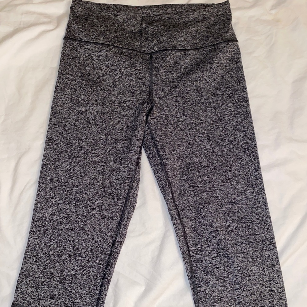VS Sport cropped leggings